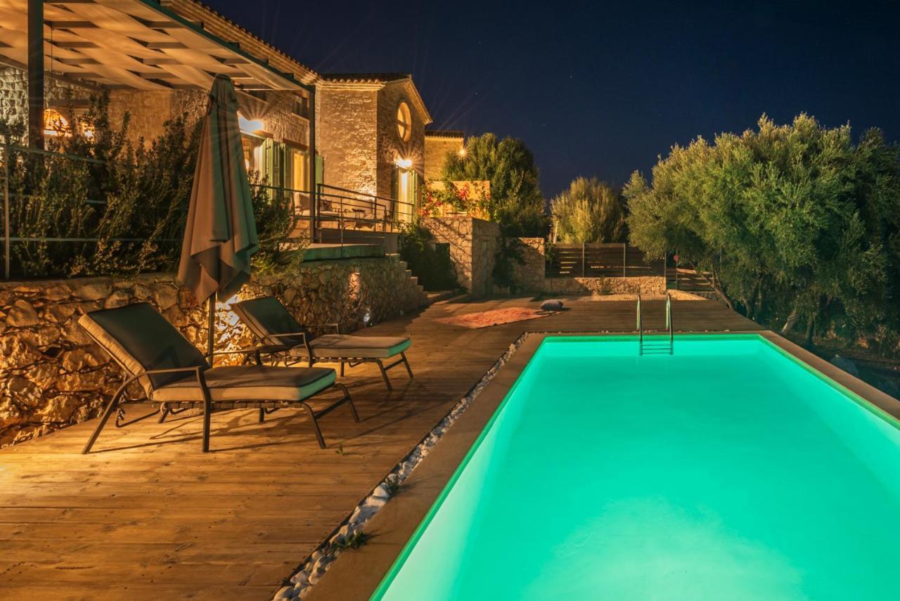 Yiameli Villas With Private Pool Skinaria Exterior photo